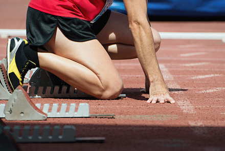 近8次代表西班牙出战正式比赛，奥亚萨瓦尔贡献7球6助攻