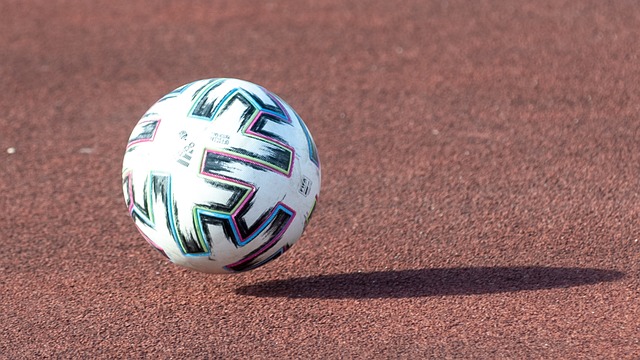 阿隆索和萨拉赫到底谁先离开球队？阿隆索看起来离开皇马会早一些