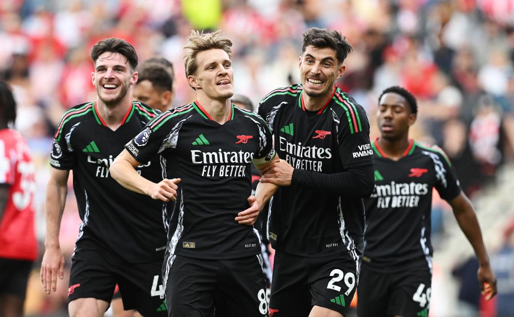 客场对阵亚美尼亚，葡萄牙进了五个，罗哥梅开二度。...